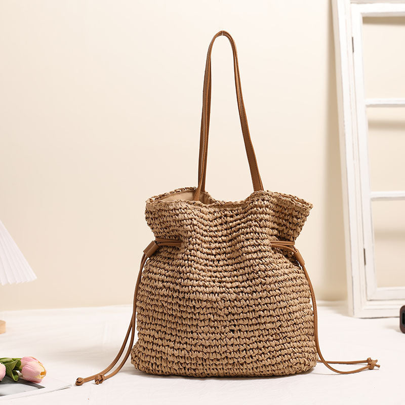 große Stroh Tasche mit Kordelzug